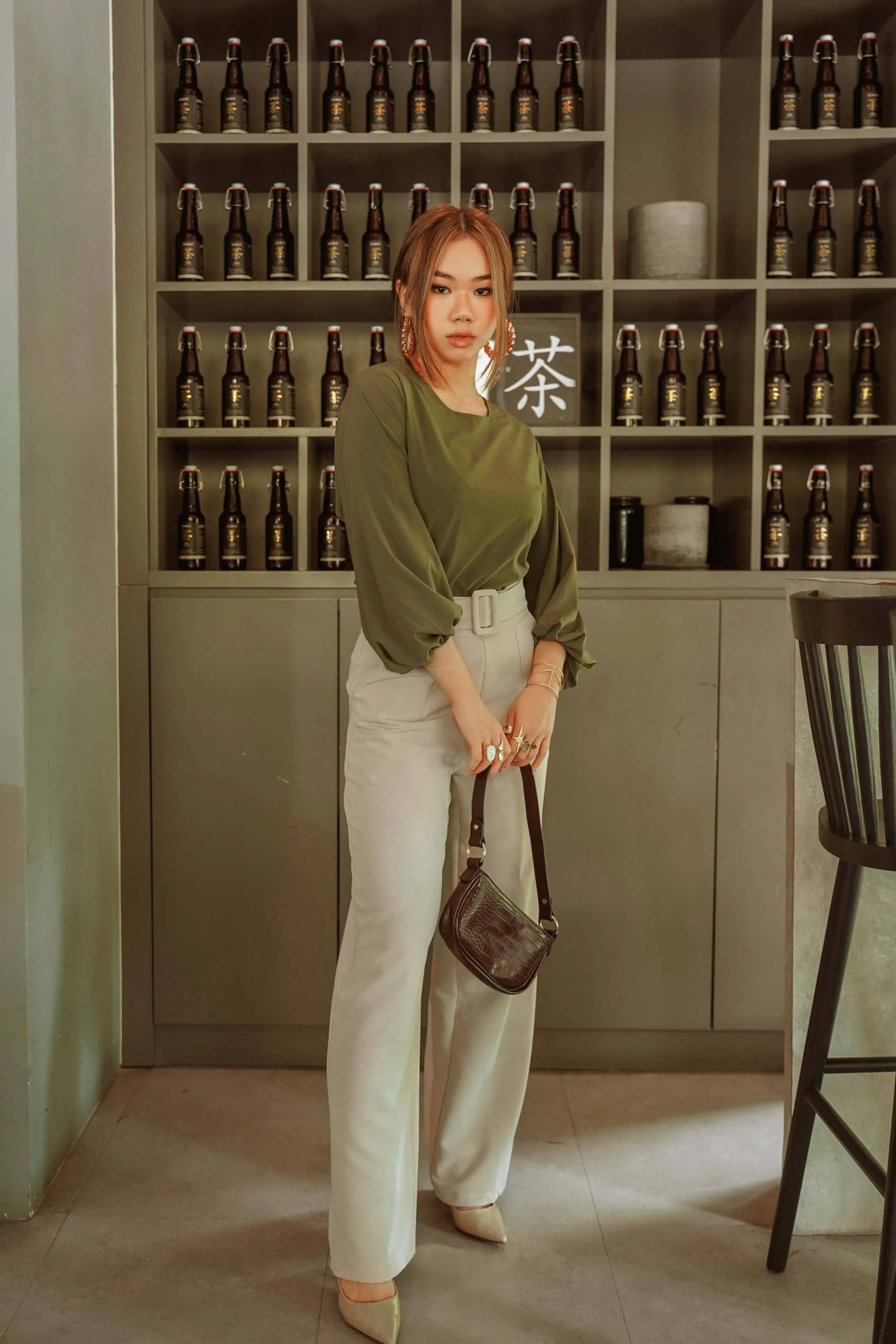 Aqha Balloon Sleeve Top in Olive Green