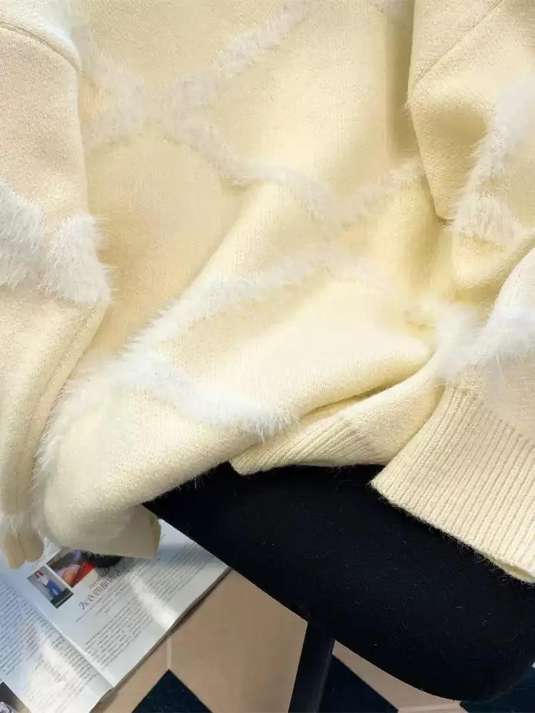 Niche Soft Furry Lozenge Sweater