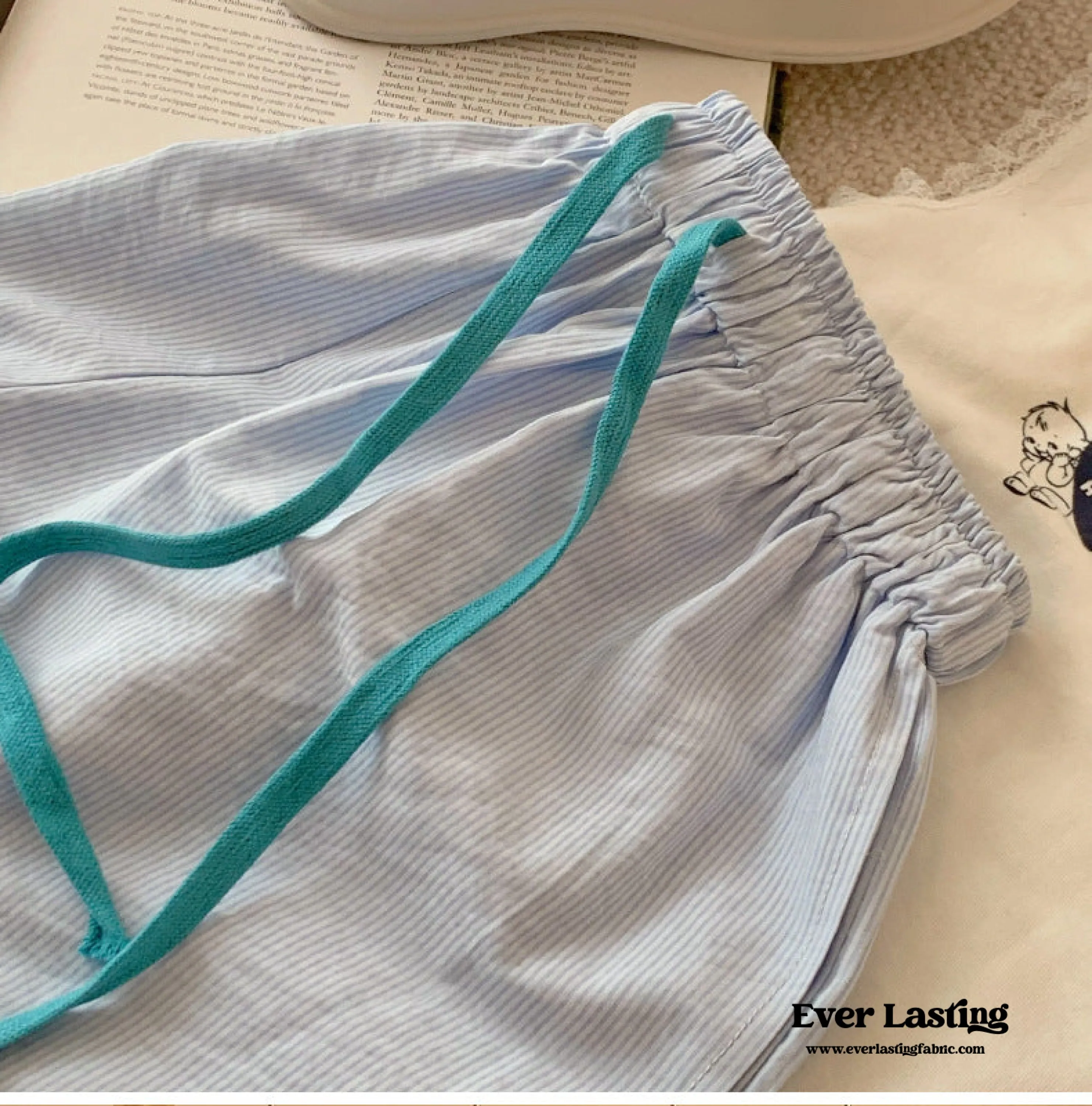 Ruffle Thin Stripes Shorts Lounge Bottoms / Beige