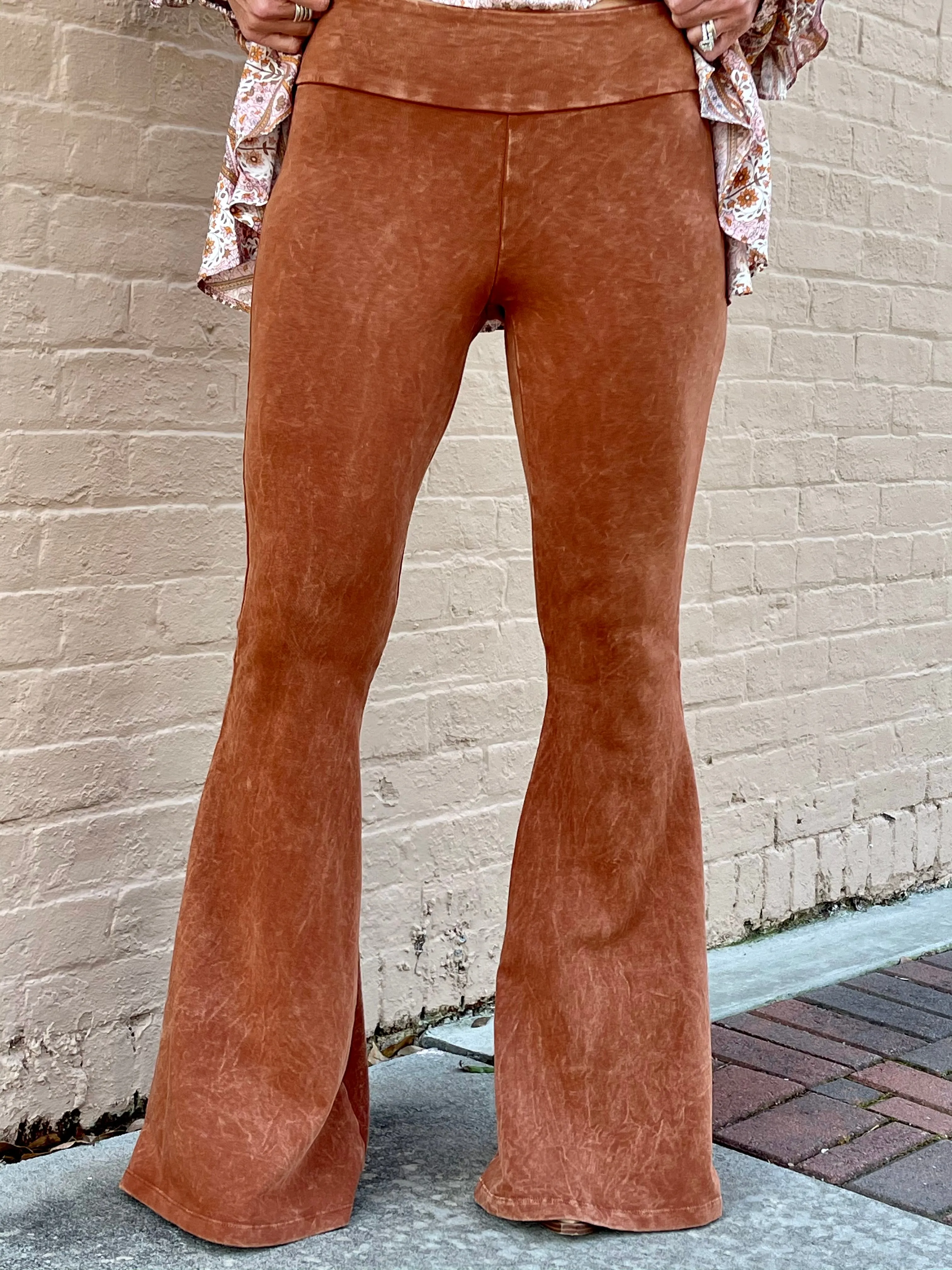 Washed Bell Bottom Flare Pants with Pockets in Pumpkin Spice
